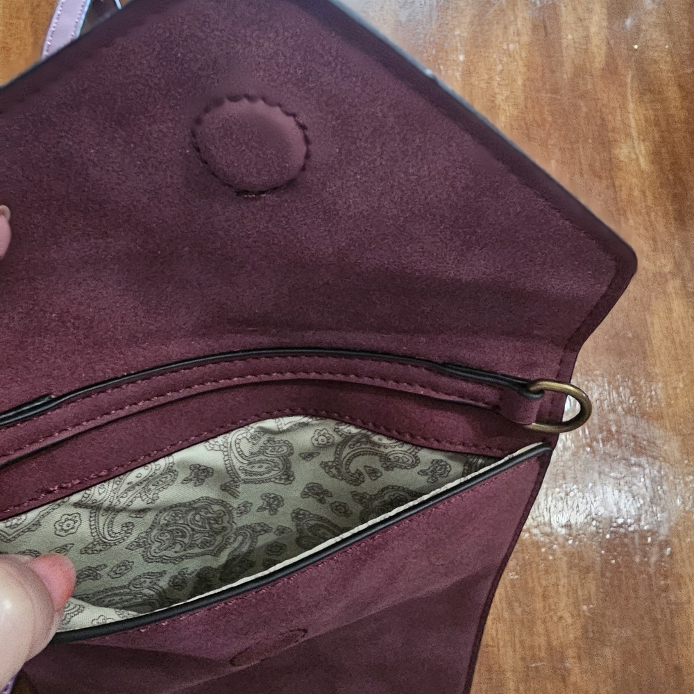 Simply Noelle Crossbody Bag Purse - Picture 3 of 5